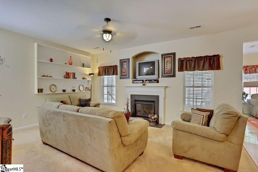 508 Middleshare Drive Mauldin, SC 29662 - Photo 8 of 36 Gallery Image 8