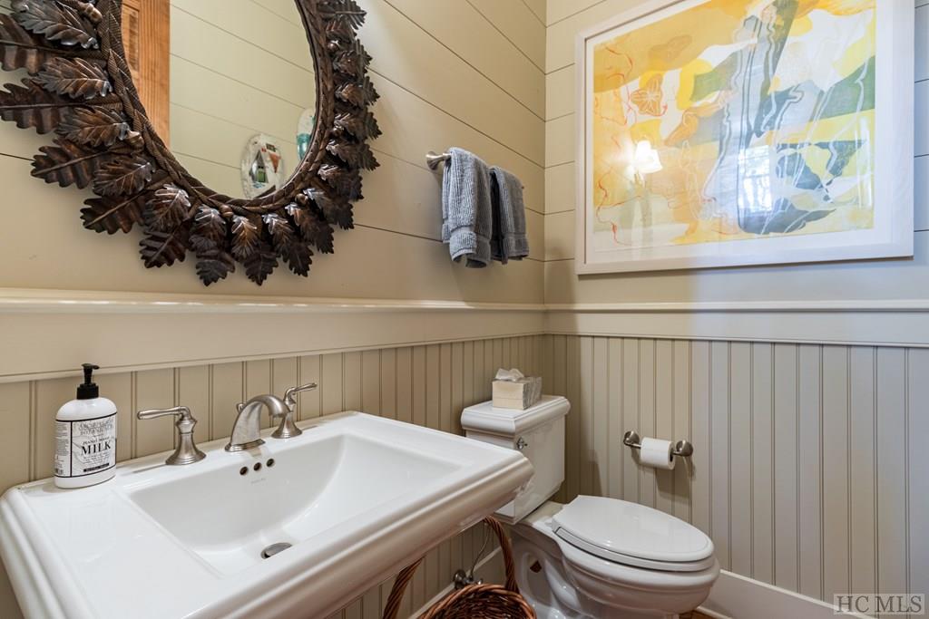 28 Hemlock Ridge Highlands, NC 28741 - Photo 27 of 45 Gallery Image 27