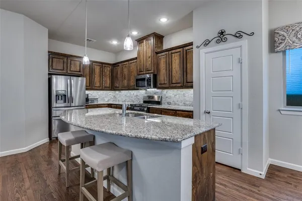 $449,000 | 1710 Green Jasper Place, Arlington, TX 76005