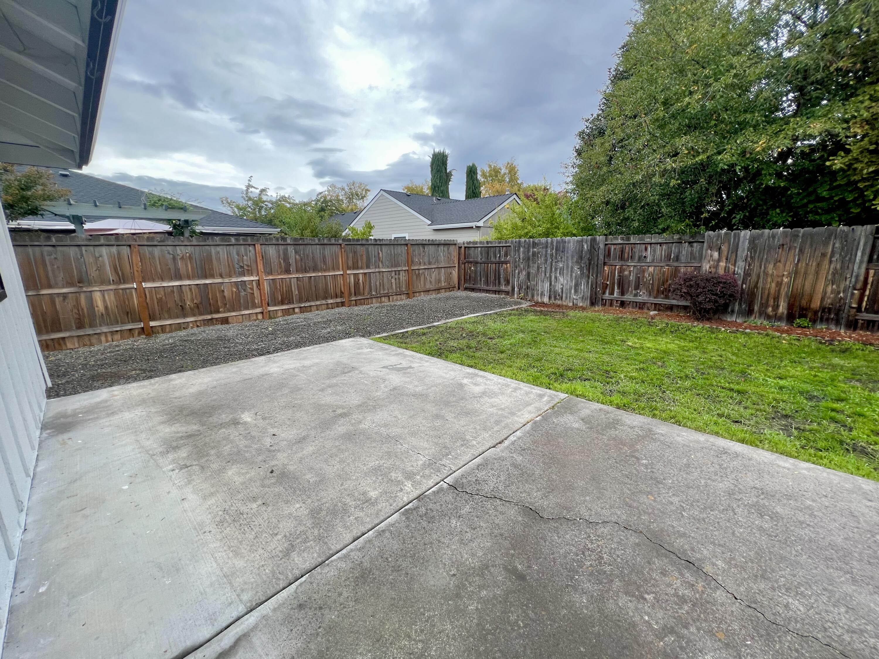 3497 Edella Street Central Point, OR 97502 - Photo 39 of 42 Gallery Image 39