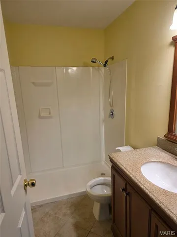 $93,000 | 330 Chapel Ridge Drive, Unit G, Hazelwood, MO 63042