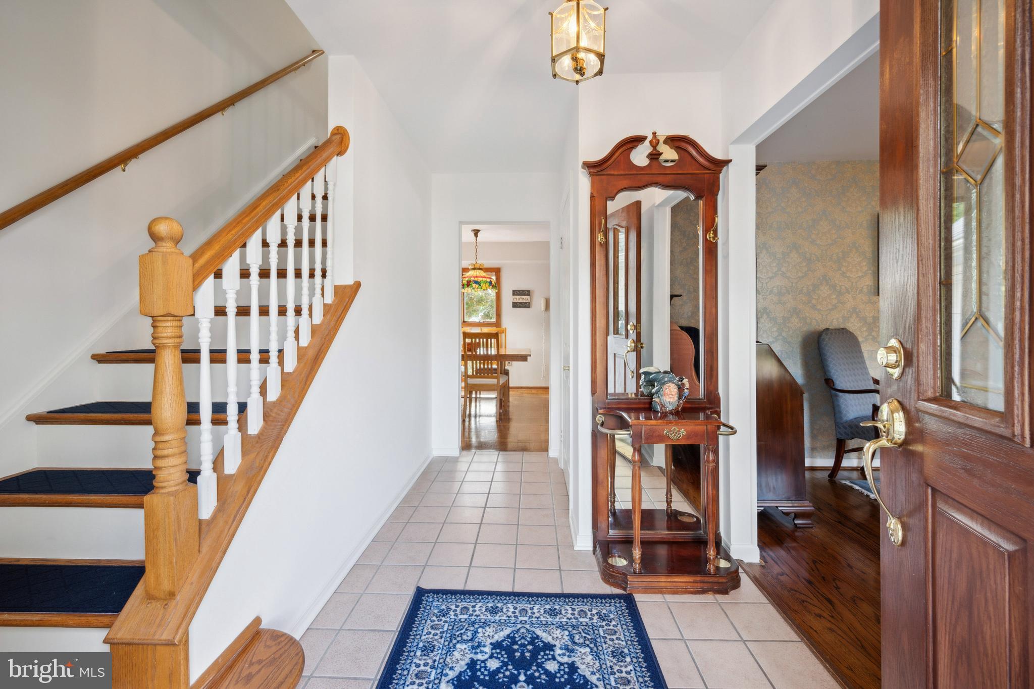714 Liberty Road Mount Laurel, NJ 08054 - Photo 3 of 25 Foyer