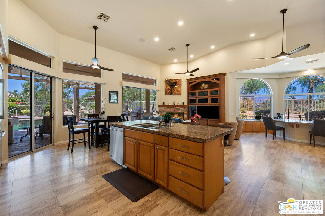 29 Covington Drive Palm Desert, CA 92260 - Photo 37 of 75