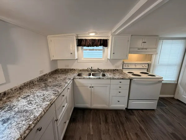 $98,500 | 426 North Pleasant Street, Princeton, IL 61356