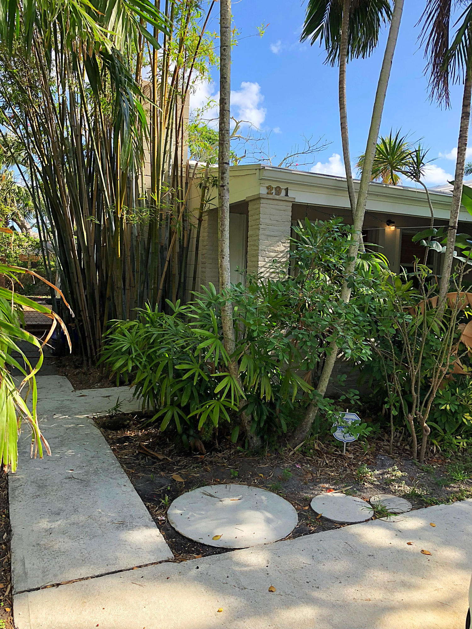291 East Boca Raton Road Boca Raton, FL 33432 - Photo 2 of 6 1D29954C-691F-40EB-AC21-262807D94852