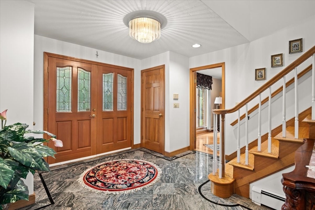 126 Sycamore Road Braintree, MA 02184 - Photo 4 of 39