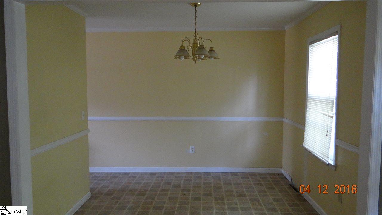 703 Neely Ferry Road Simpsonville, SC 29680 - Photo 5 of 13 Gallery Image 5