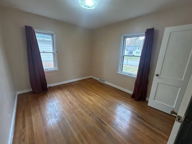 $180,000 | 152 33rd Avenue North, St. Cloud, MN 56303