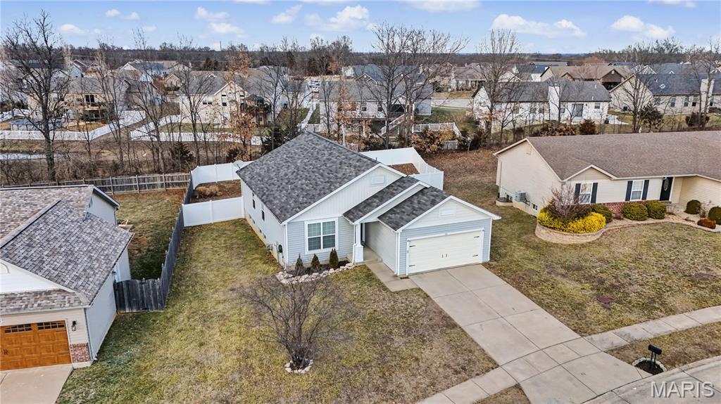 401 Sceptre Road Wentzville, MO 63385 - Photo 2 of 4