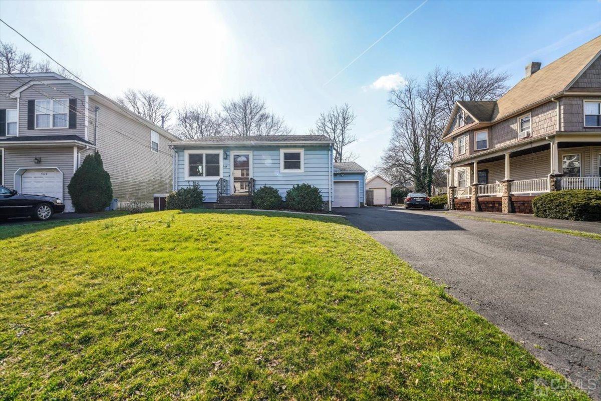 364 New Market Road Dunellen, NJ 08812 - Photo 1 of 36 Gallery Image 1