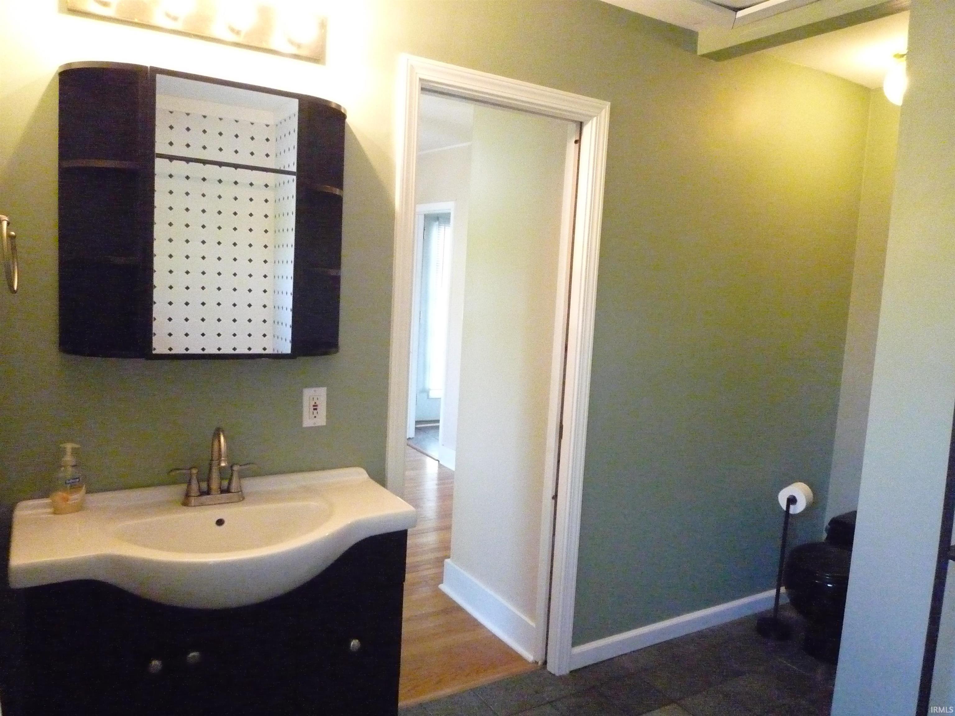 3800 North Russell Road Bloomington, IN 47408 - Photo 7 of 24 Gallery Image 7