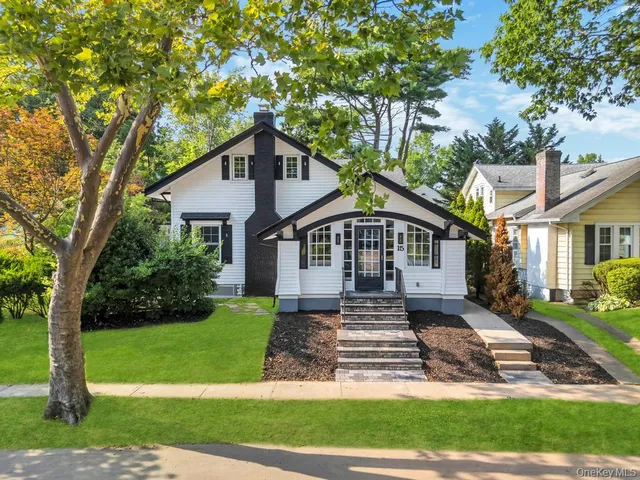 $1,488,000 | 15 Superior Road, Floral Park, NY 11001