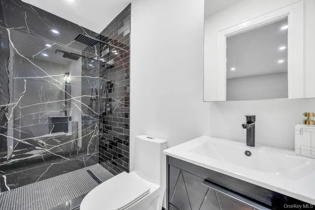 $1,488,000 | 15 Superior Road, Floral Park, NY 11001