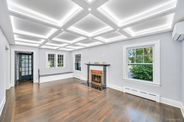 $1,488,000 | 15 Superior Road, Floral Park, NY 11001