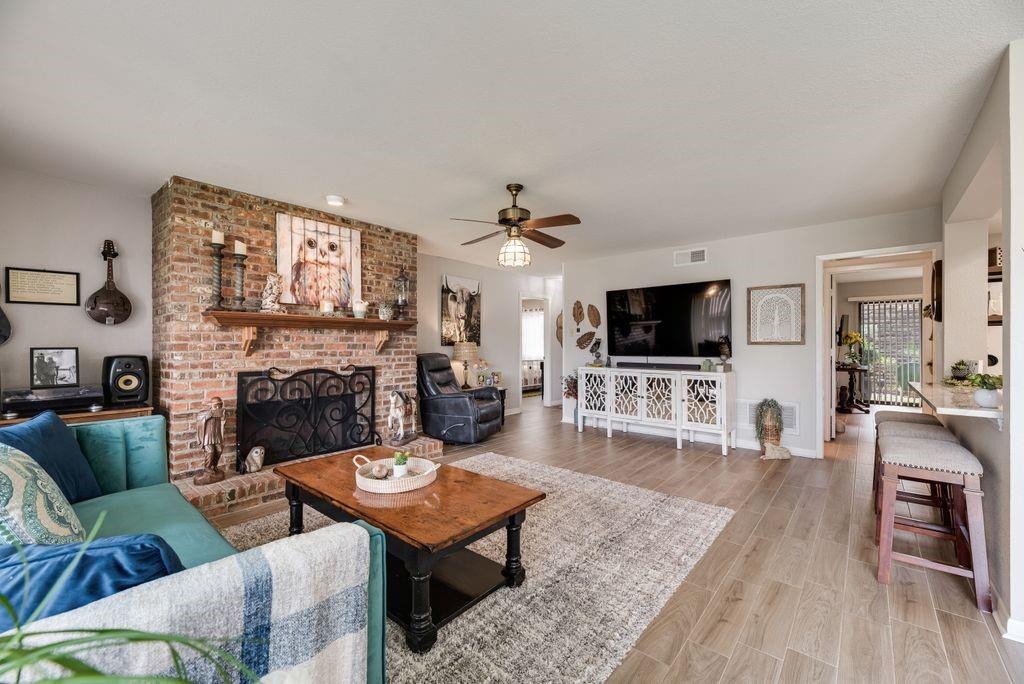 813 Signal Ridge Place, Unit 813 Rockwall, TX 75032 - Photo 2 of 22 OPEN CONCEPT WITH LARGE FP