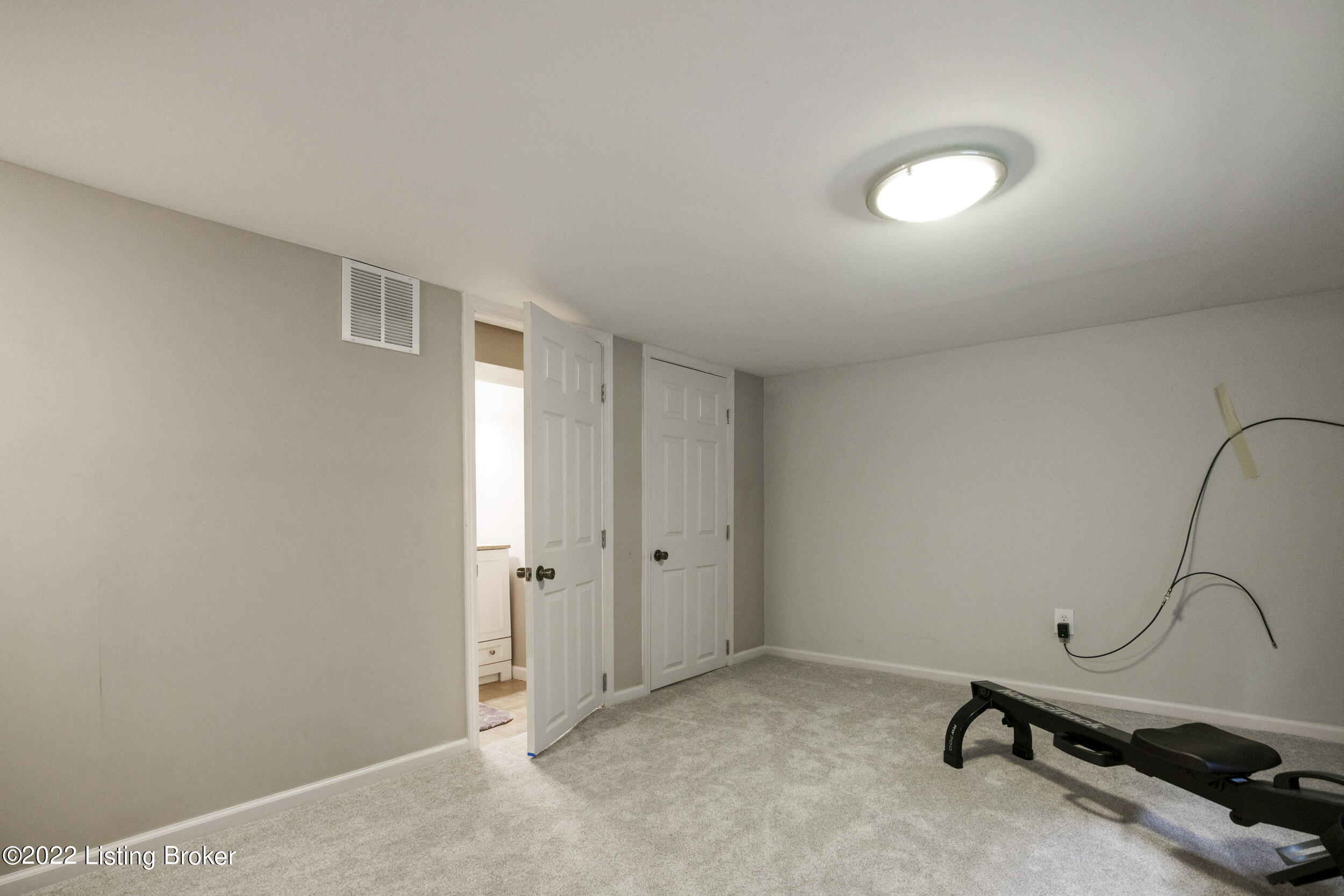 2429 Sherry Road Louisville, KY 40217 - Photo 37 of 54 2429 Sherry Road-51