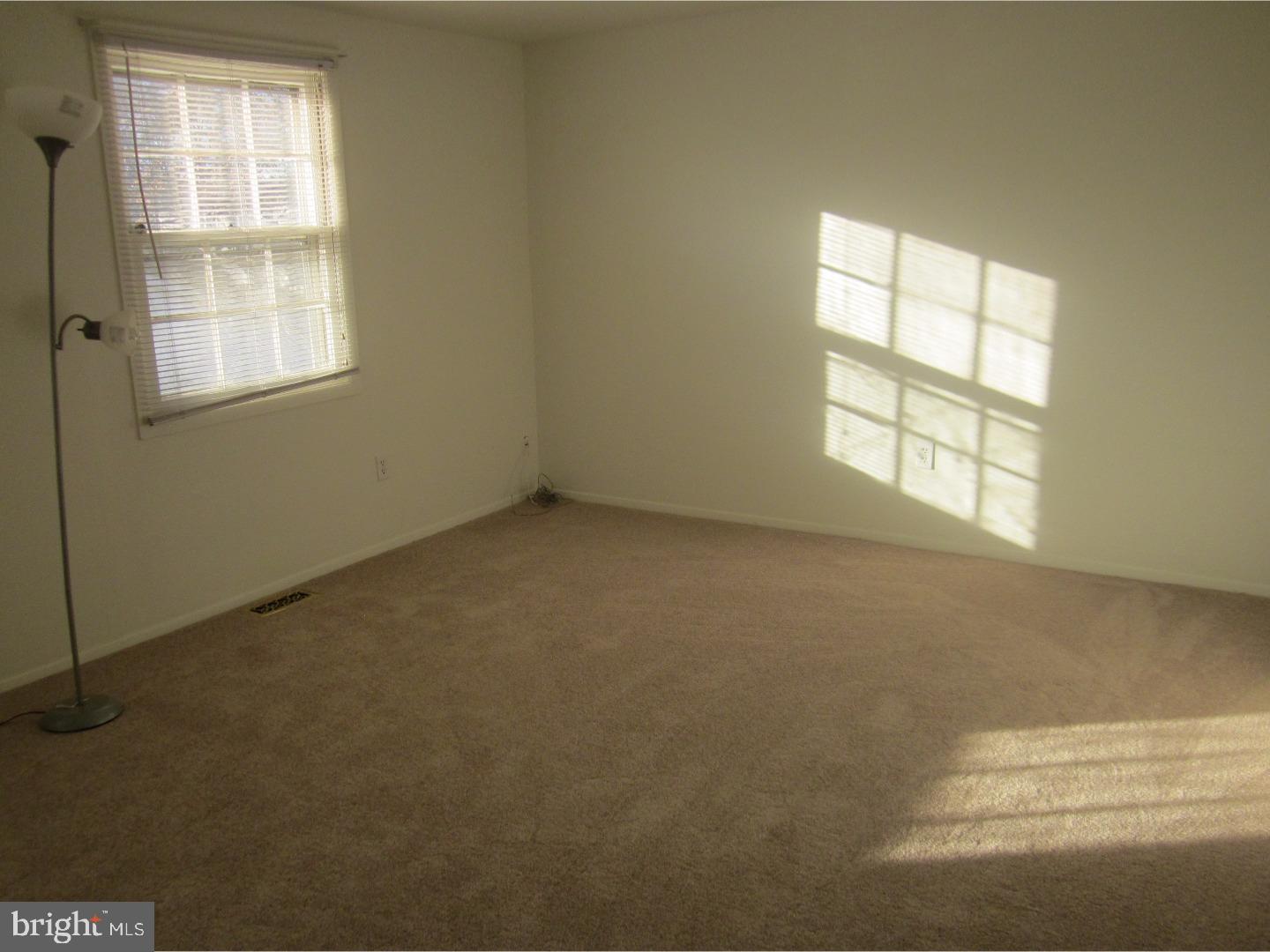 10 Rittenhouse Court Willingboro, NJ 08046 - Photo 12 of 16