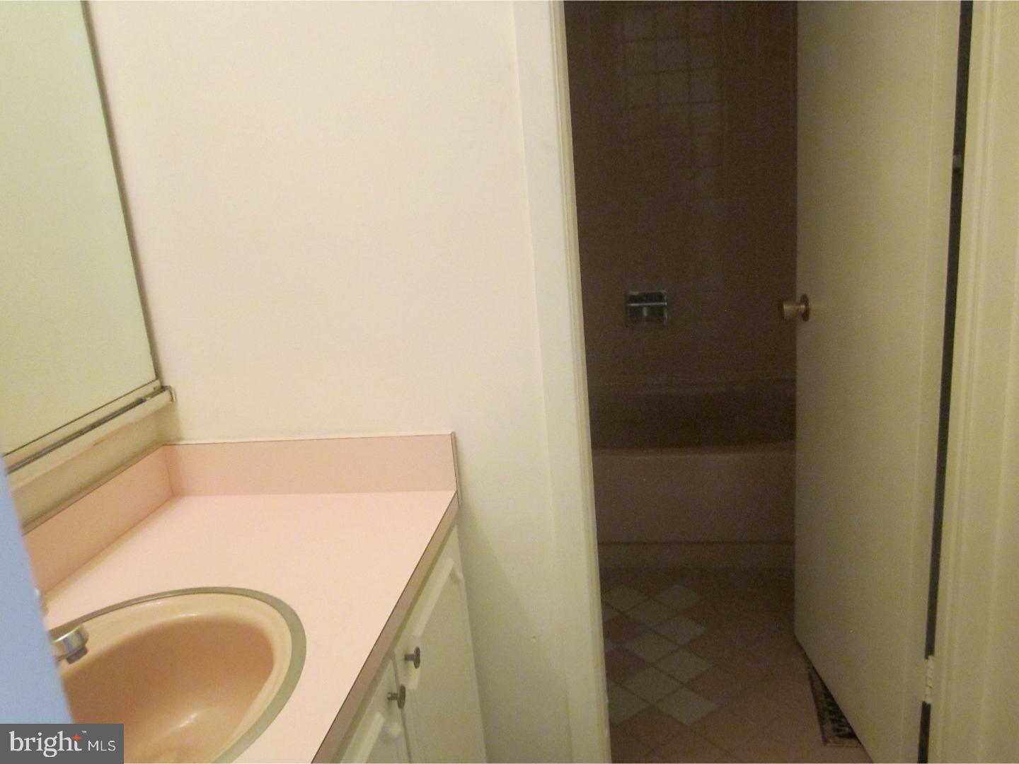 10 Rittenhouse Court Willingboro, NJ 08046 - Photo 13 of 16