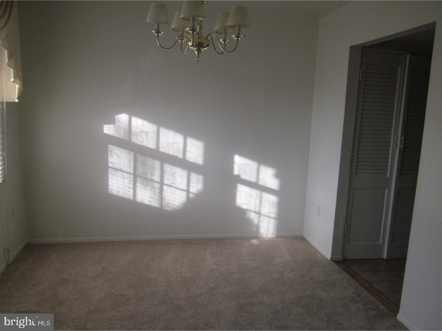 10 Rittenhouse Court Willingboro, NJ 08046 - Photo 3 of 16