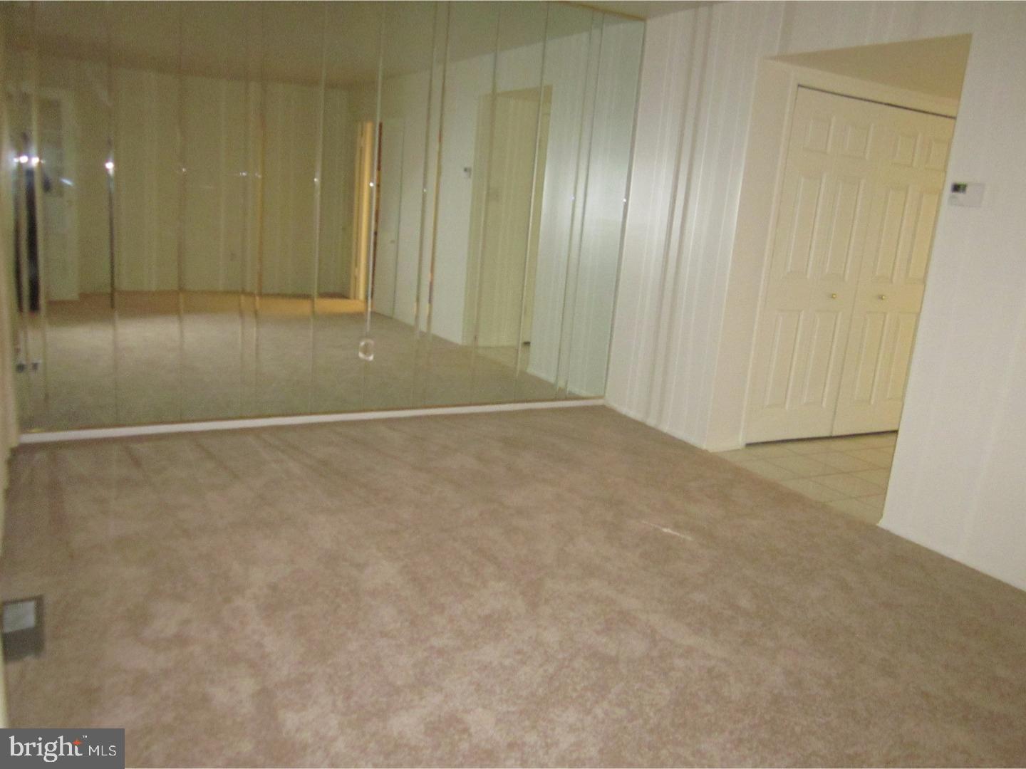 10 Rittenhouse Court Willingboro, NJ 08046 - Photo 7 of 16