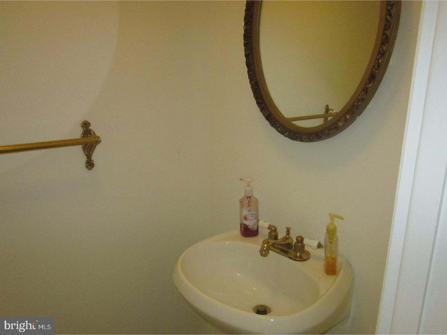 10 Rittenhouse Court Willingboro, NJ 08046 - Photo 10 of 16