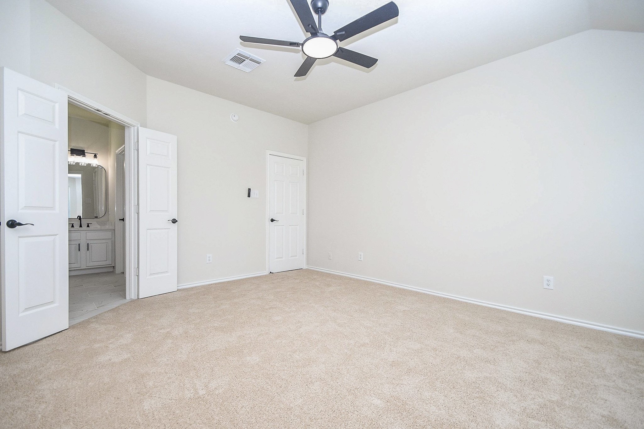 4810 Arbor Court Rosenberg, TX 77471 - Photo 12 of 20 wooden floor in an empty room