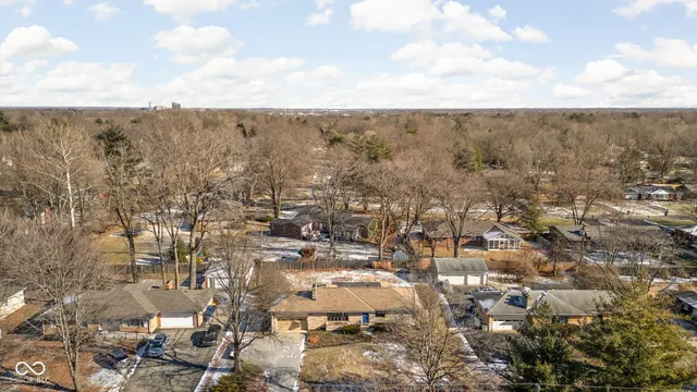 $350,000 | 8303 North College Avenue, Indianapolis, IN 46240