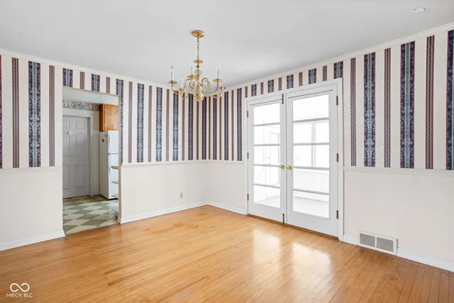 $350,000 | 8303 North College Avenue, Indianapolis, IN 46240