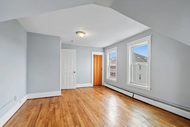 $960,000 | 52-52.5 Wall Street, Worcester, MA 01604