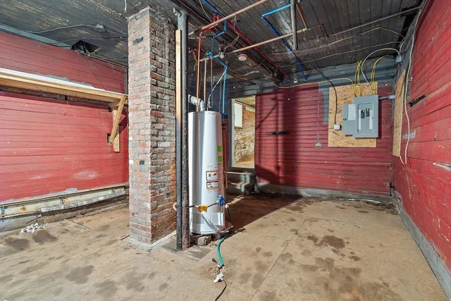 $960,000 | 52-52.5 Wall Street, Worcester, MA 01604