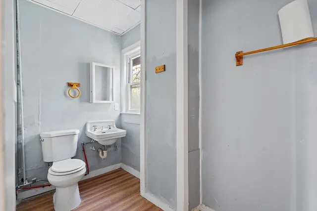 $960,000 | 52-52.5 Wall Street, Worcester, MA 01604