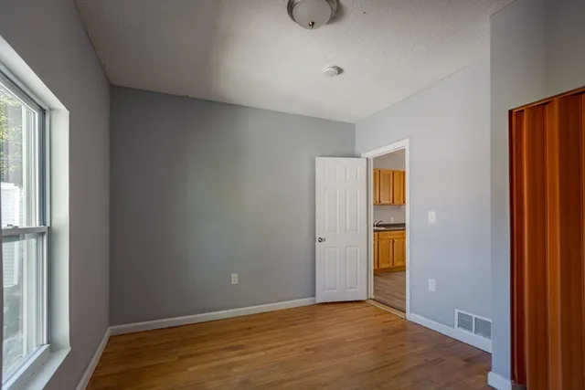 $960,000 | 52-52.5 Wall Street, Worcester, MA 01604