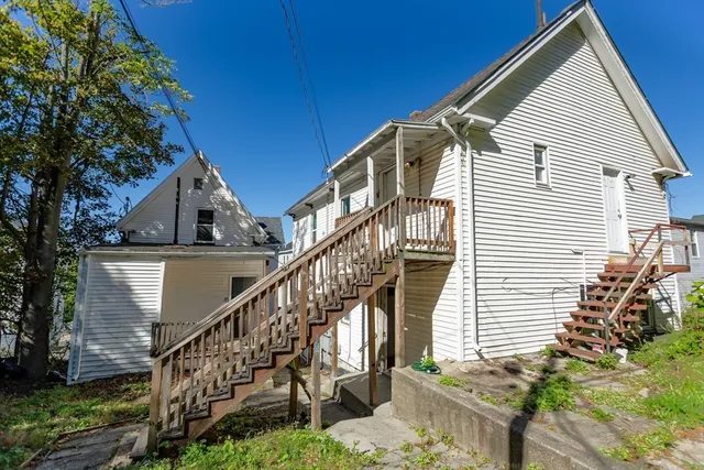 $960,000 | 52-52.5 Wall Street, Worcester, MA 01604