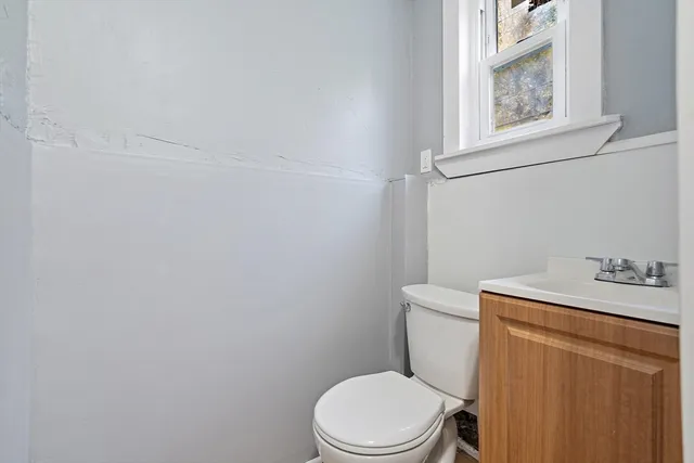 $960,000 | 52-52.5 Wall Street, Worcester, MA 01604