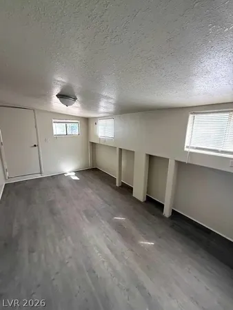 $1,300 | 5051 Sitka Lane, Las Vegas, NV 89121