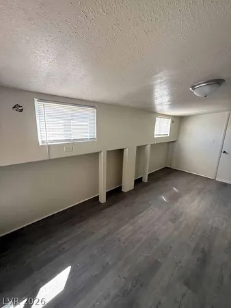 $1,300 | 5051 Sitka Lane, Las Vegas, NV 89121