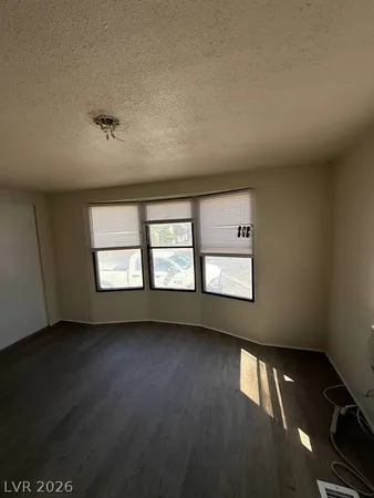$1,300 | 5051 Sitka Lane, Las Vegas, NV 89121