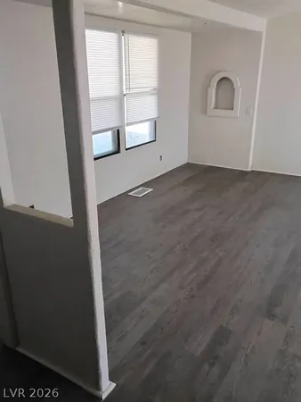 $1,300 | 5051 Sitka Lane, Las Vegas, NV 89121