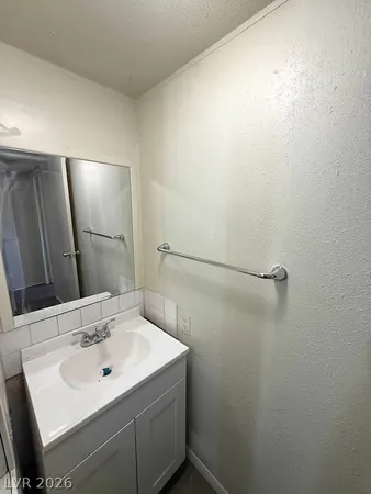 $1,300 | 5051 Sitka Lane, Las Vegas, NV 89121