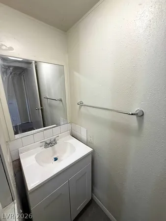 $1,300 | 5051 Sitka Lane, Las Vegas, NV 89121