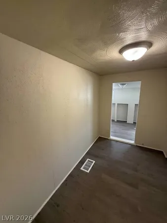 $1,300 | 5051 Sitka Lane, Las Vegas, NV 89121