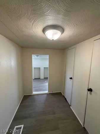 $1,300 | 5051 Sitka Lane, Las Vegas, NV 89121