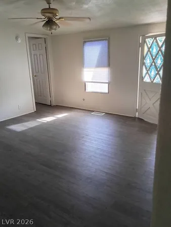 $1,300 | 5051 Sitka Lane, Las Vegas, NV 89121