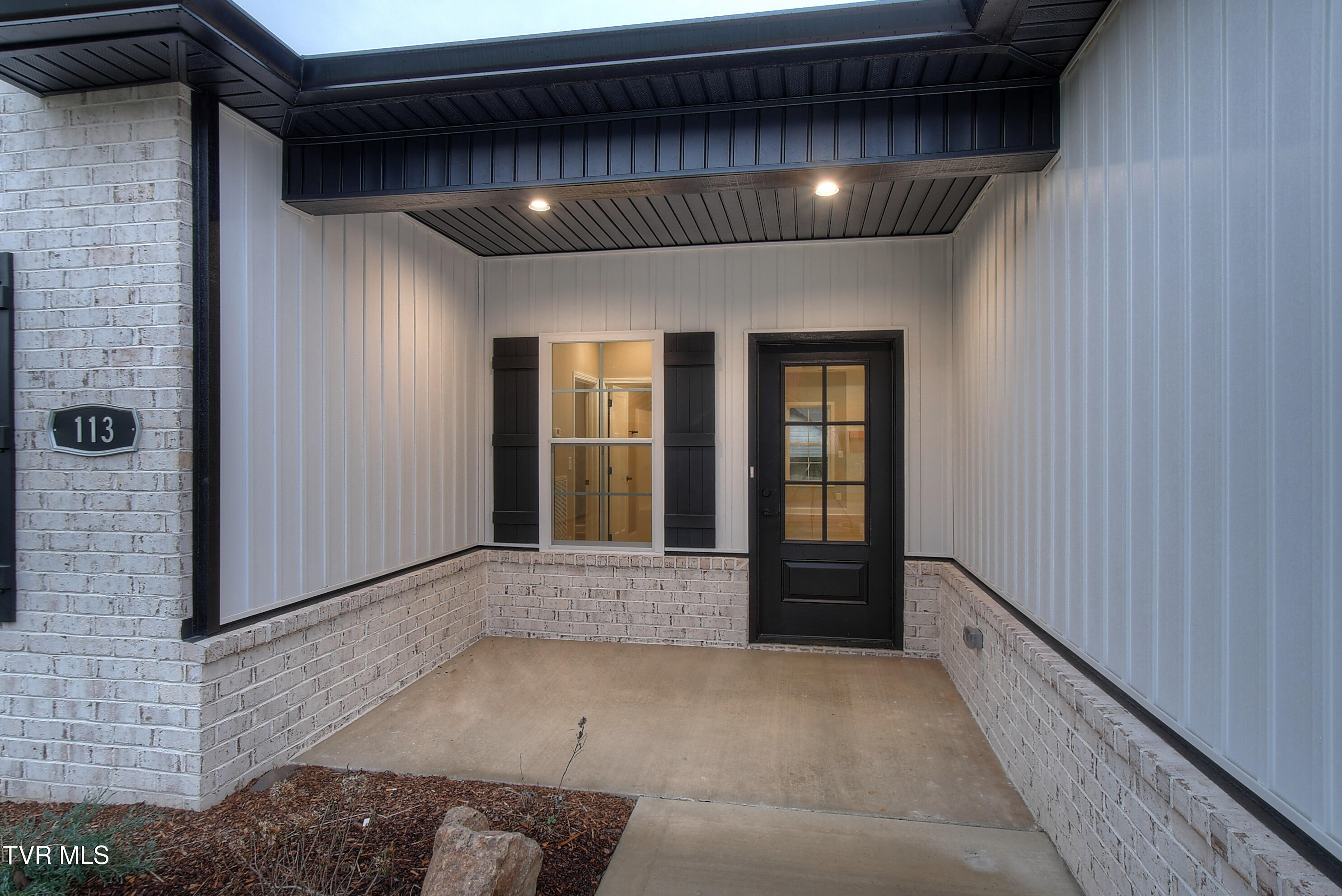 113 Ervin Loop Erwin, TN 37650 - Photo 11 of 40 11