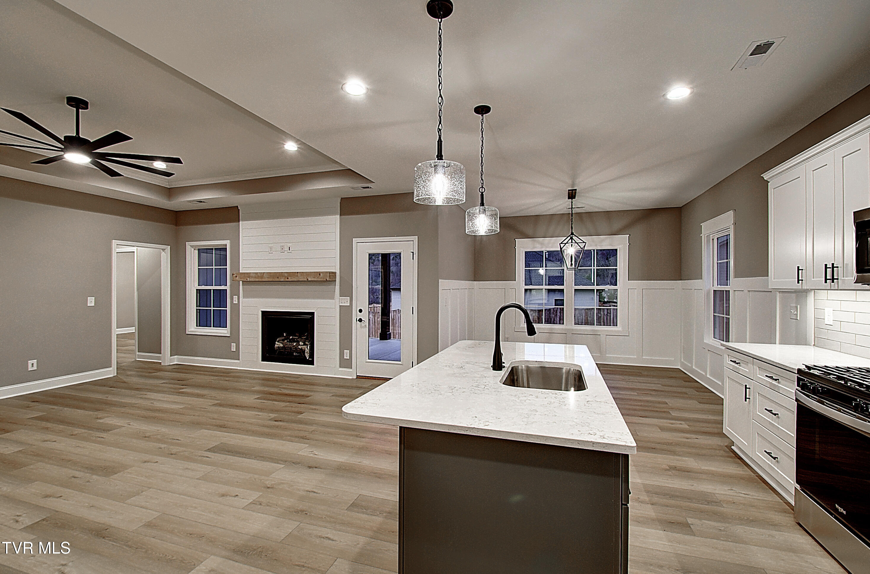 113 Ervin Loop Erwin, TN 37650 - Photo 20 of 40 20