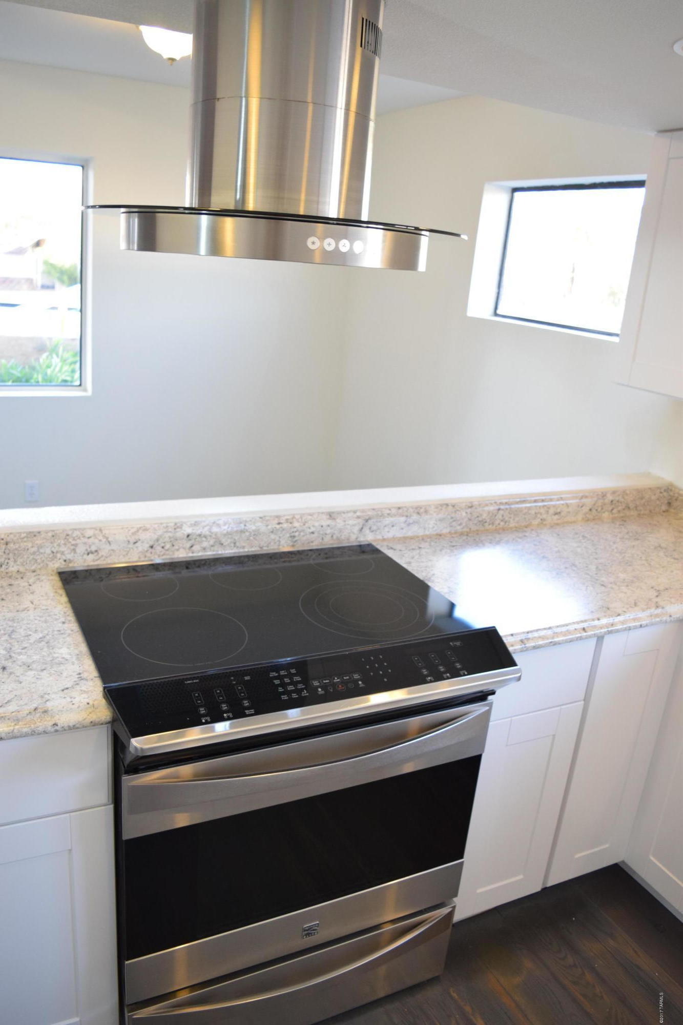156 East Pastime Road Tucson, AZ 85705 - Photo 3 of 21