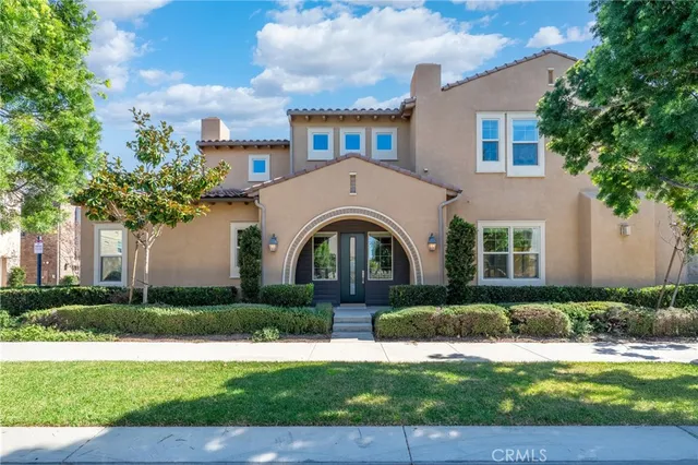 $2,989,000 | 94 Swift, Irvine, CA 92618