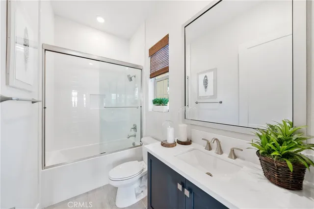 $2,989,000 | 94 Swift, Irvine, CA 92618