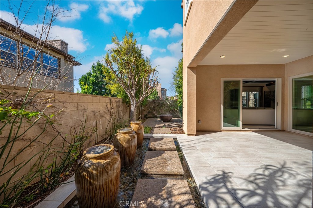 94 Swift Irvine, CA 92618 - Photo 27 of 53