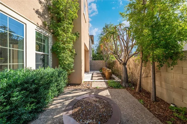 $2,989,000 | 94 Swift, Irvine, CA 92618